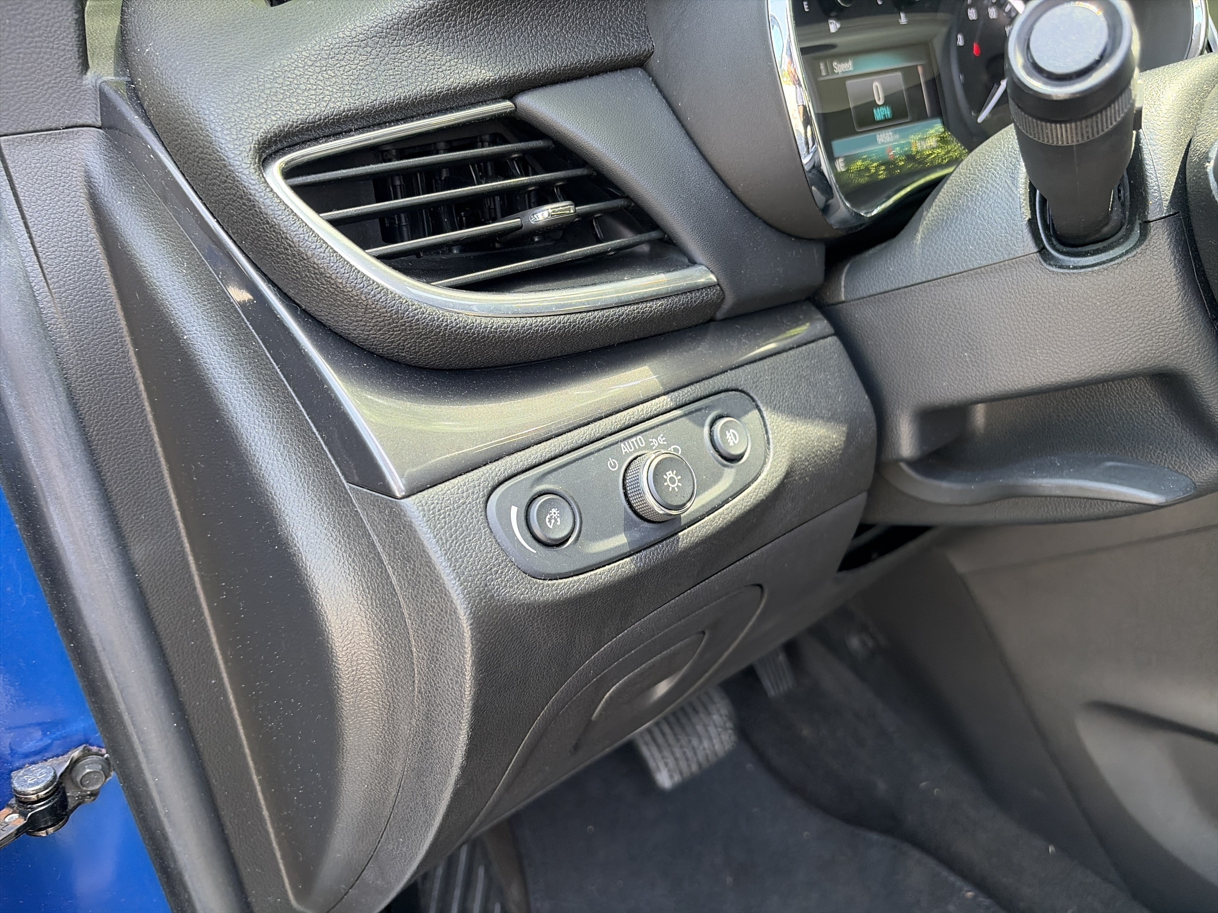 Used 2017 Buick Encore Preferred w/ Experience Buick Package AWD/4WD image 19
