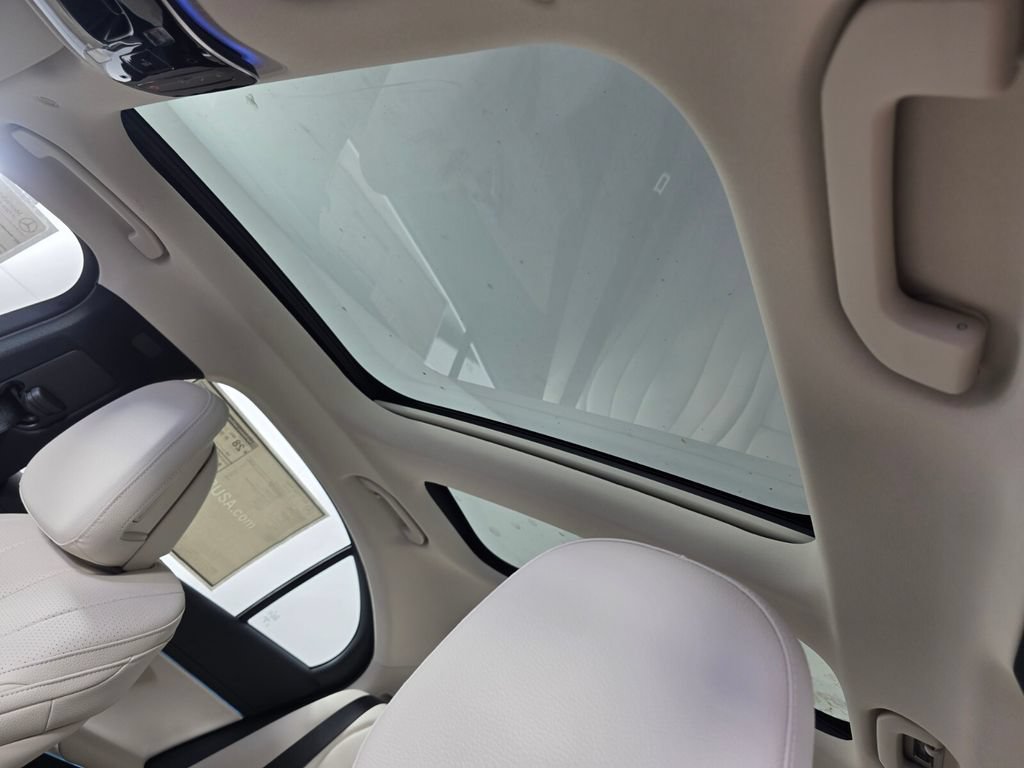New 2027 Mercedes-Benz E 350 Sedan image 9