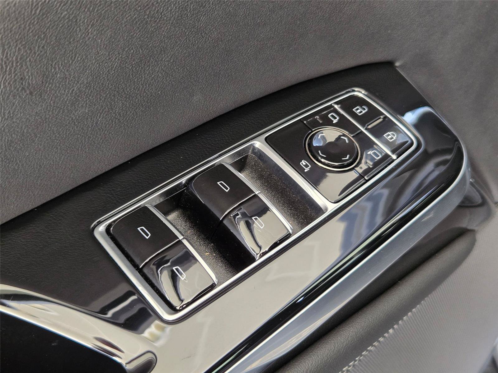 New 2026 Cadillac Escalade Sport w/ Touring Package AWD/4WD image 28