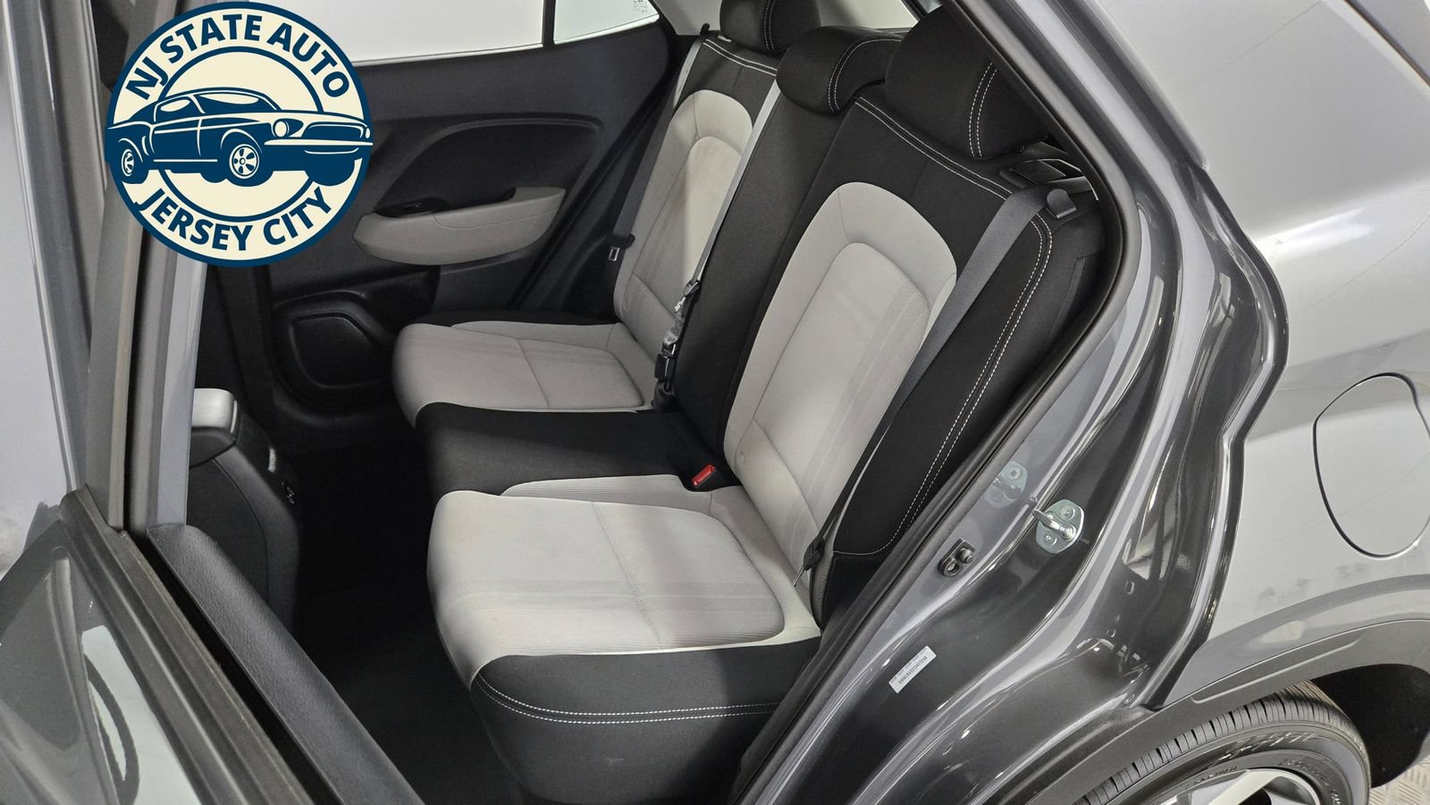 Used 2026 Hyundai Venue SEL FWD image 26