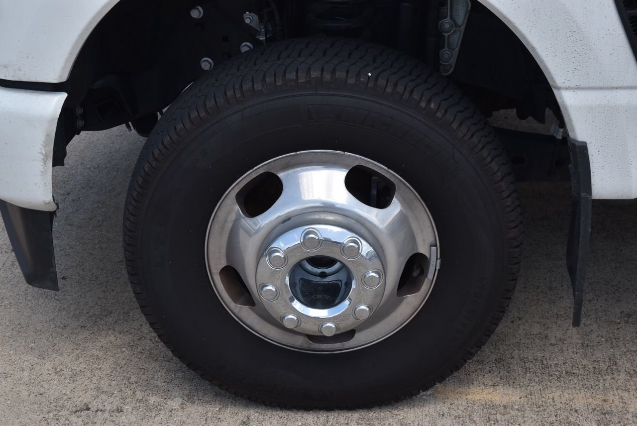 Used 2026 Ford F350 Platinum AWD/4WD image 10