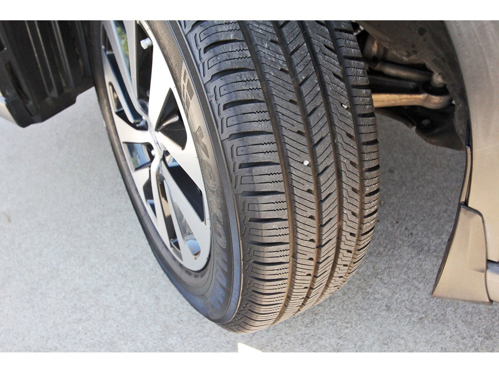 Used 2022 Subaru Outback Premium image 33