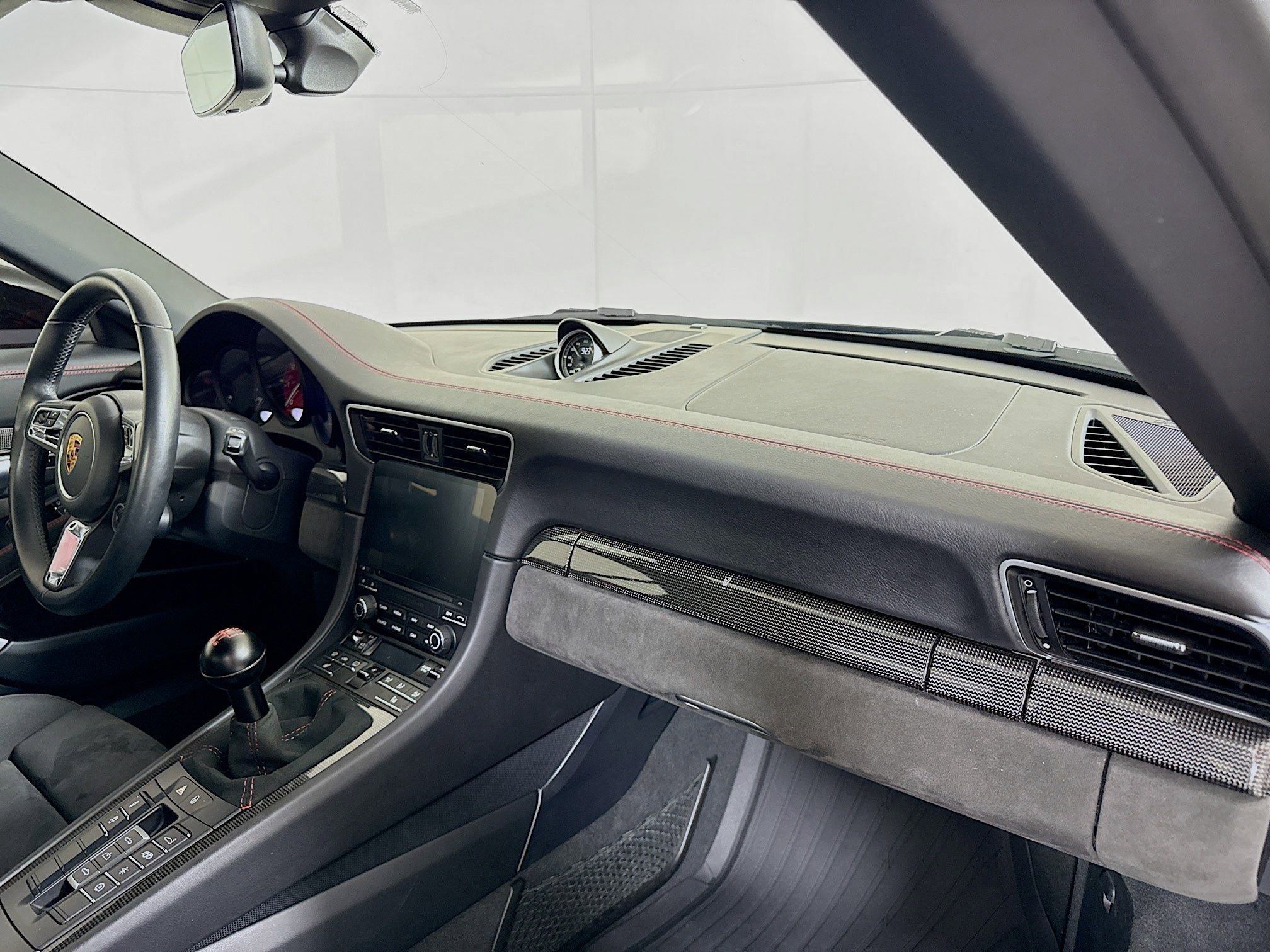 Certified 2019 Porsche 911 Carrera 4 GTS image 27