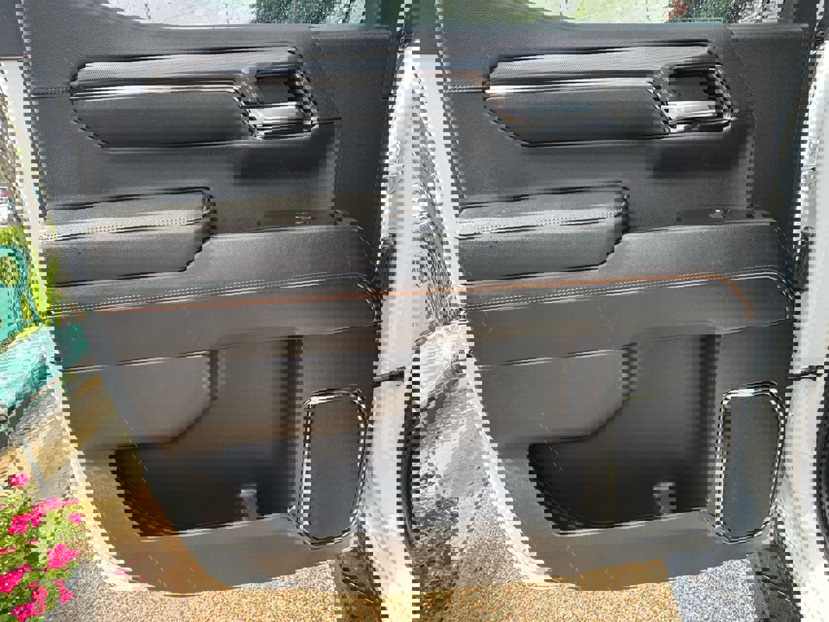 Used 2024 GMC Sierra 1500 AT4 w/ AT4 Premium Package image 32