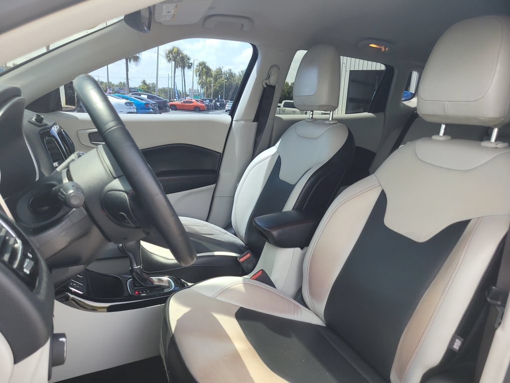 Used 2020 Jeep Compass Limited FWD image 17