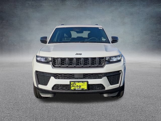 New 2026 Jeep Grand Cherokee Altitude AWD/4WD image 11