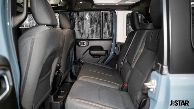 Used 2024 Jeep Wrangler Unlimited image 11