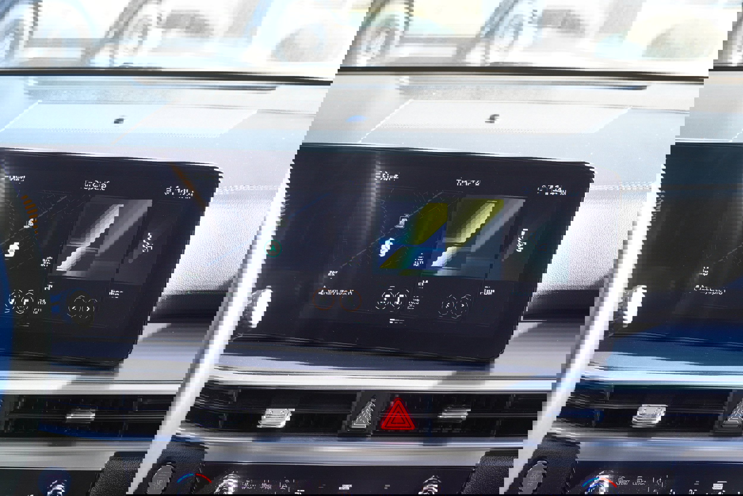 Used 2024 Kia Sorento S image 34