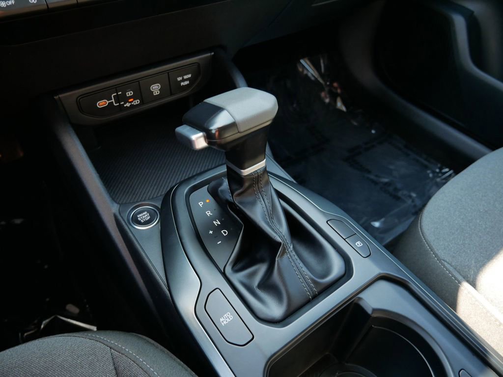 Used 2025 Kia K4 LXS image 23