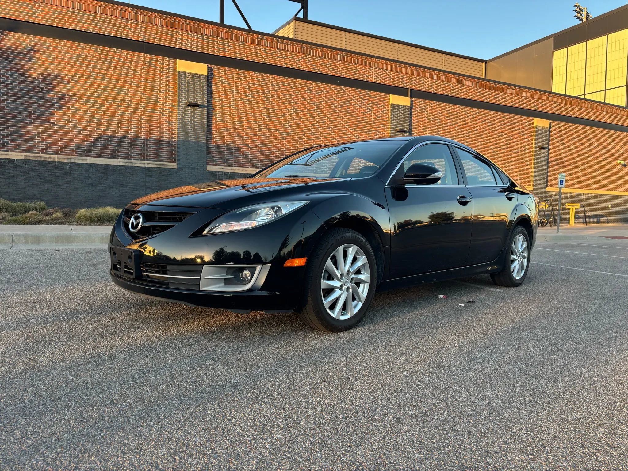 Used 2012 MAZDA MAZDA6 i Grand Touring w/ Technology Pkg image 4