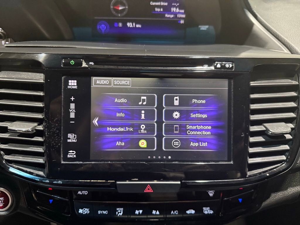 Used 2017 Honda Accord EX-L image 15