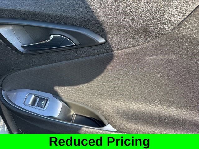 Used 2024 Chevrolet Malibu LT FWD image 37