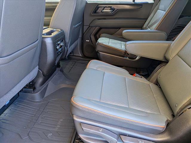 New 2026 GMC Yukon AT4 w/ AT4 Premium Plus Package image 13