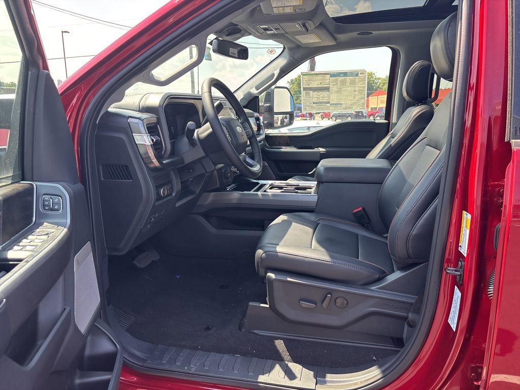 New 2025 Ford F250 Lariat w/ Lariat Ultimate Package image 17