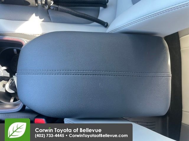 Used 2025 Toyota RAV4 Limited w/ Advanced Technology Package image 16