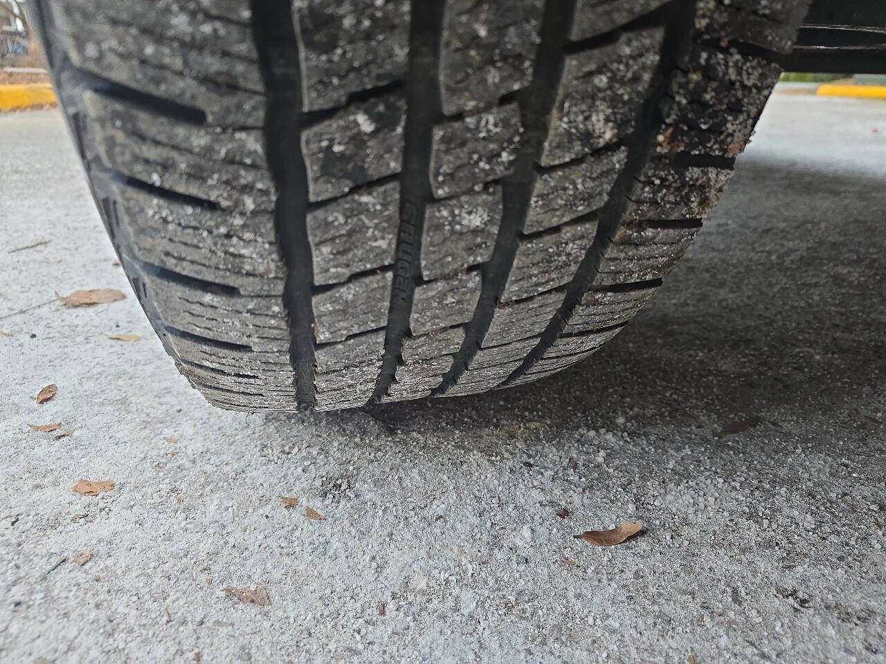 Used 2011 Nissan Pathfinder LE w/ Navigation Pkg image 43