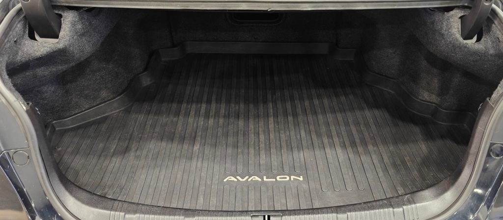 Used 2013 Toyota Avalon XLE Touring image 27