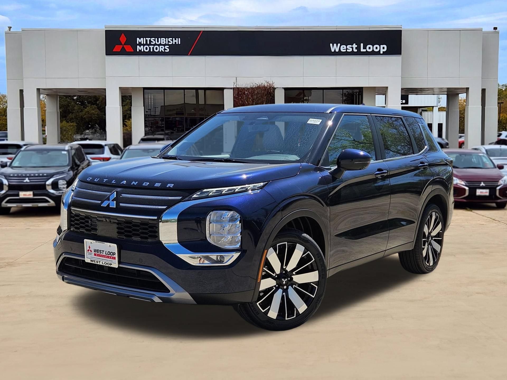 New 2026 Mitsubishi Outlander SE FWD image 1