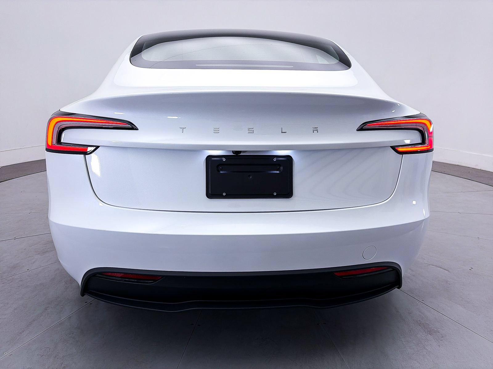 Used 2024 Tesla Model 3 Standard Range RWD image 15