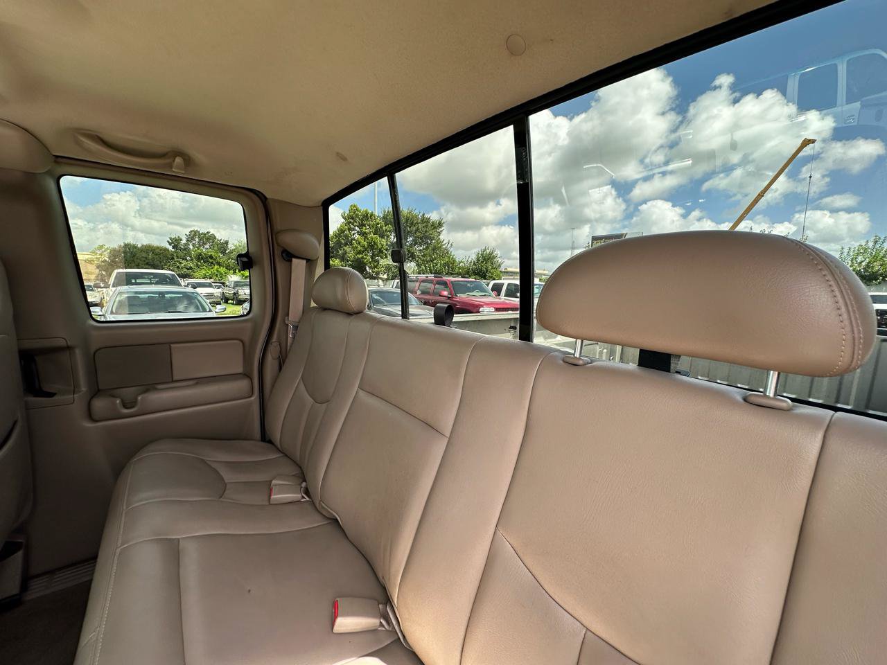 Used 2003 Chevrolet Silverado 2500 LS w/ Skid Plate Package AWD/4WD image 32