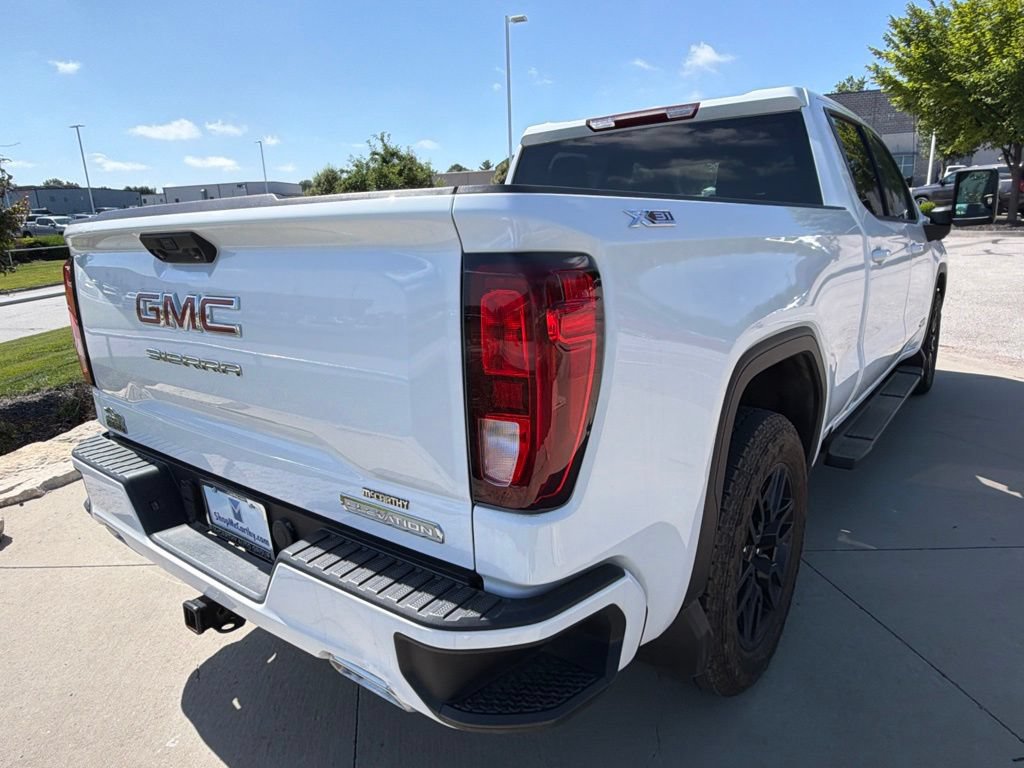 Used 2024 GMC Sierra 1500 Elevation w/ X31 Off-Road Package AWD/4WD image 19