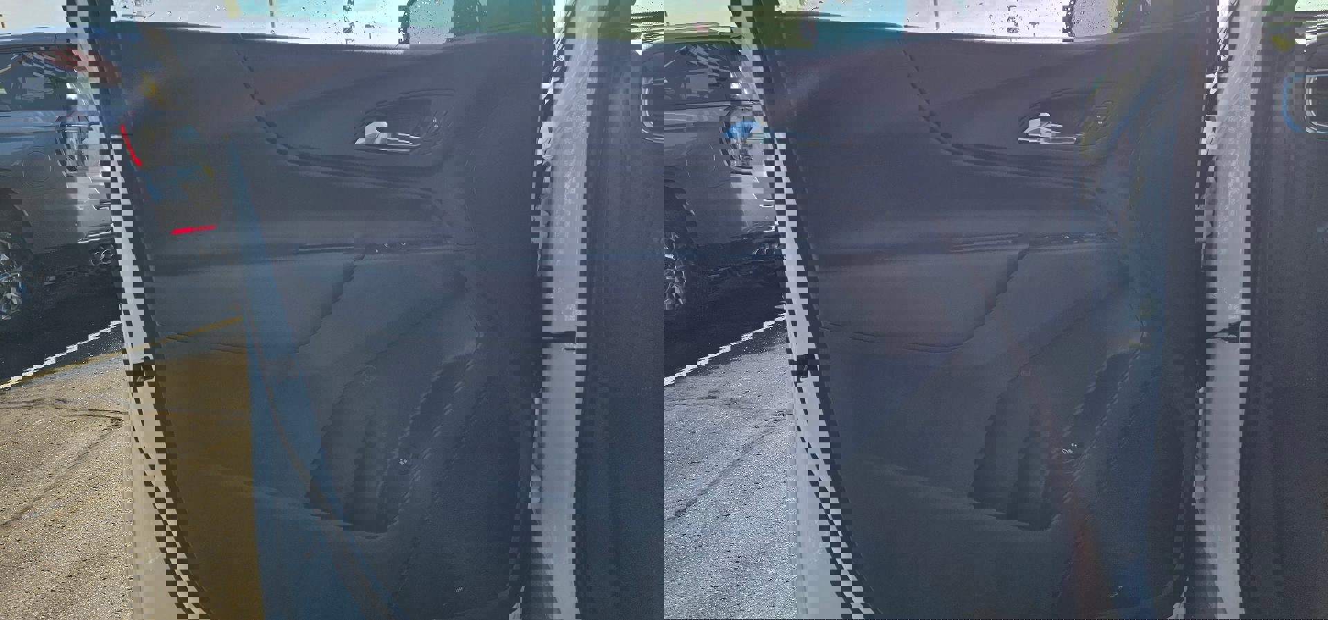 Certified 2024 Chevrolet Equinox LT w/ LPO, Floor Liner Package image 9