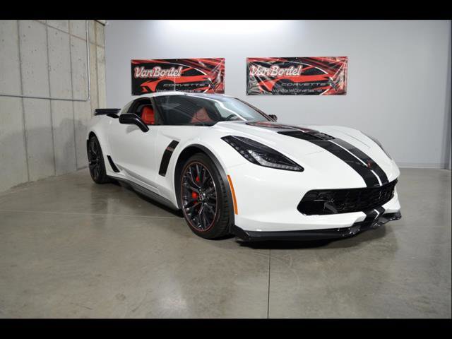 Used 2019 Chevrolet Corvette Z06 image 2