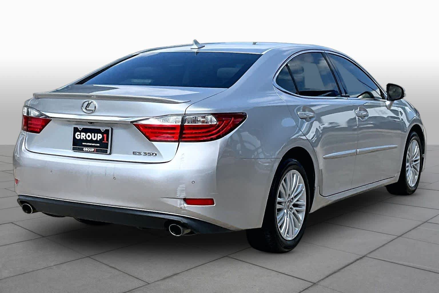 Used 2013 Lexus ES 350 w/ Luxury Pkg FWD image 12