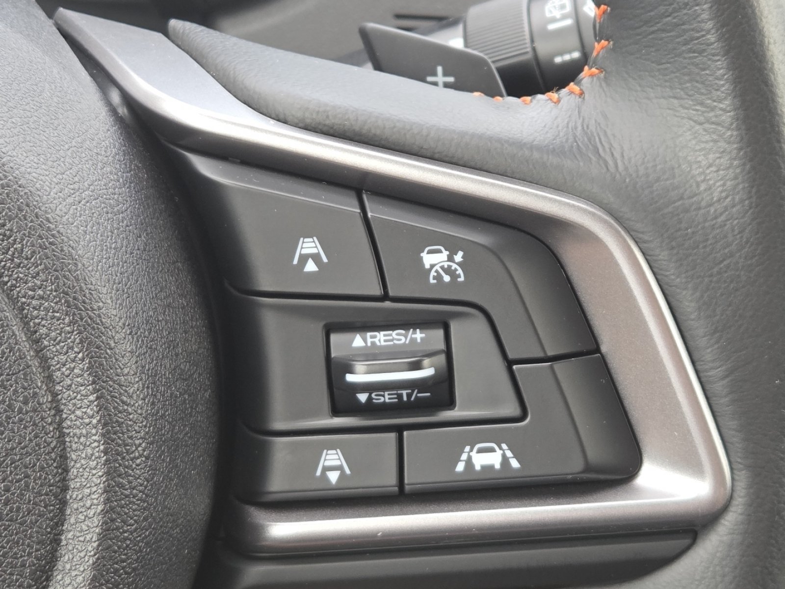 Used 2019 Subaru Crosstrek 2.0i Limited w/ Moonroof Package AWD/4WD image 10