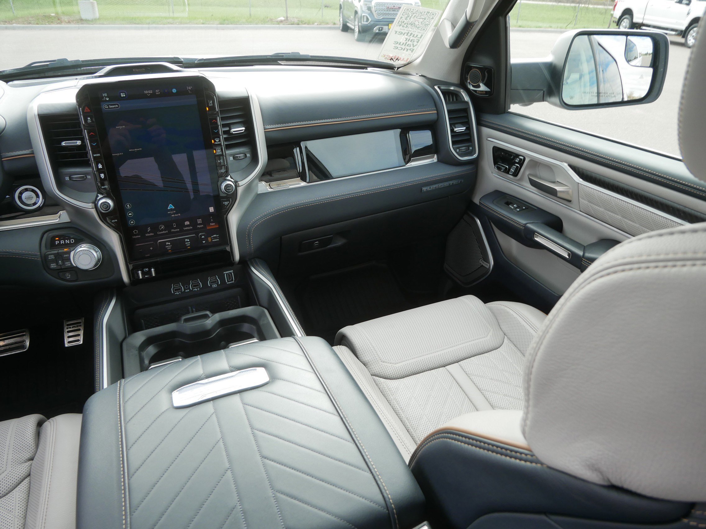 Used 2025 RAM 1500 Tungsten AWD/4WD image 11