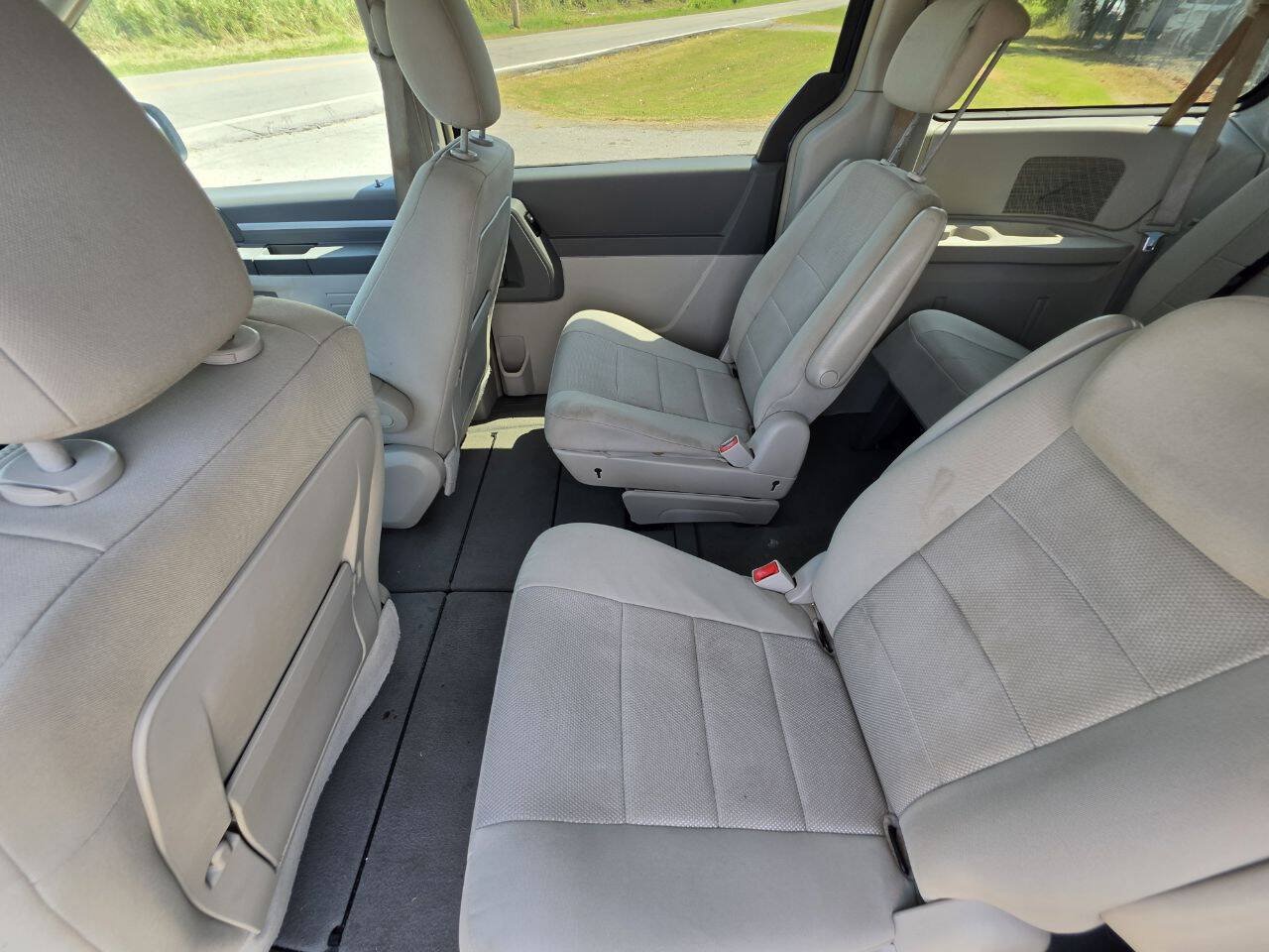 Used 2008 Dodge Grand Caravan SXT FWD image 5