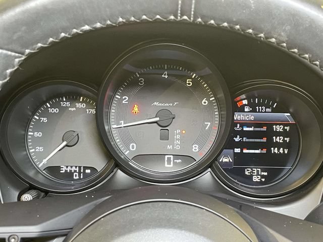 Certified 2023 Porsche Macan Turbo AWD/4WD image 44