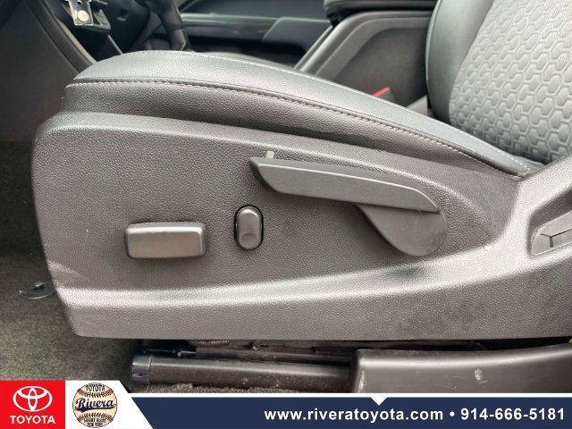 Used 2018 Chevrolet Colorado Z71 AWD/4WD image 19