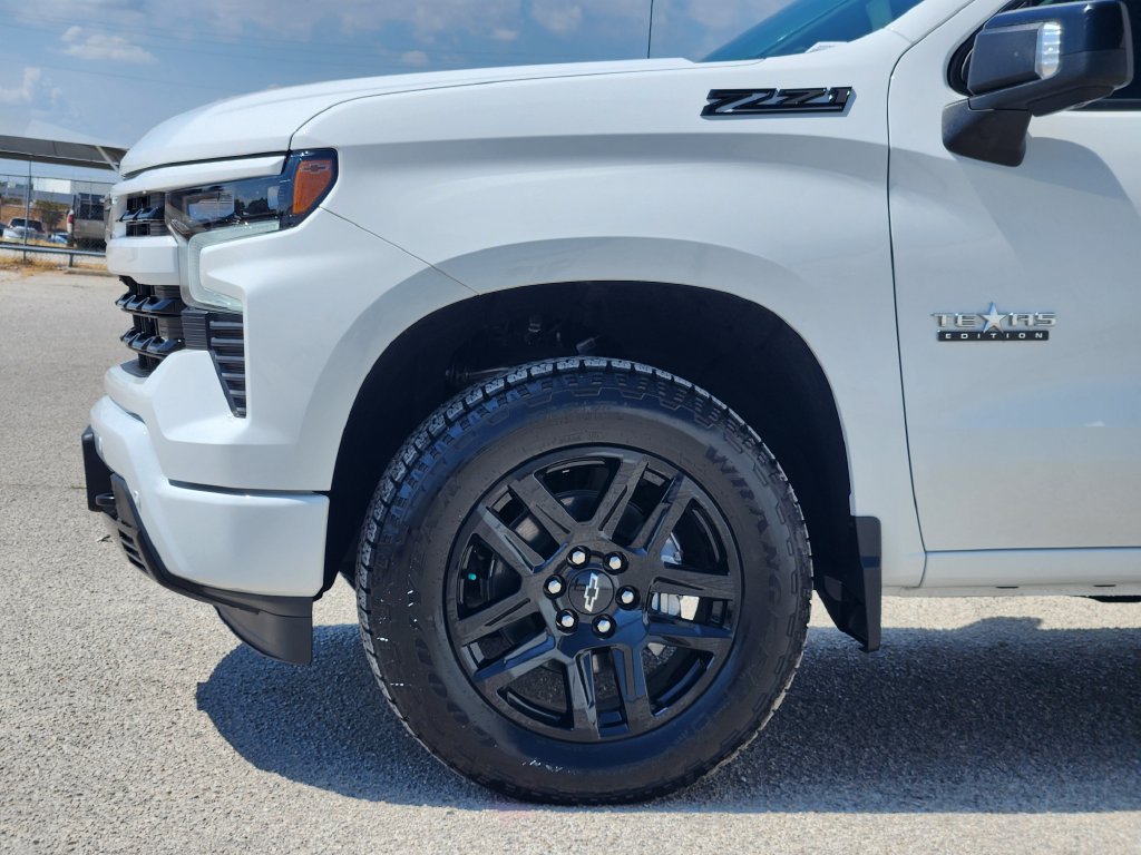 New 2026 Chevrolet Silverado 1500 RST AWD/4WD image 5