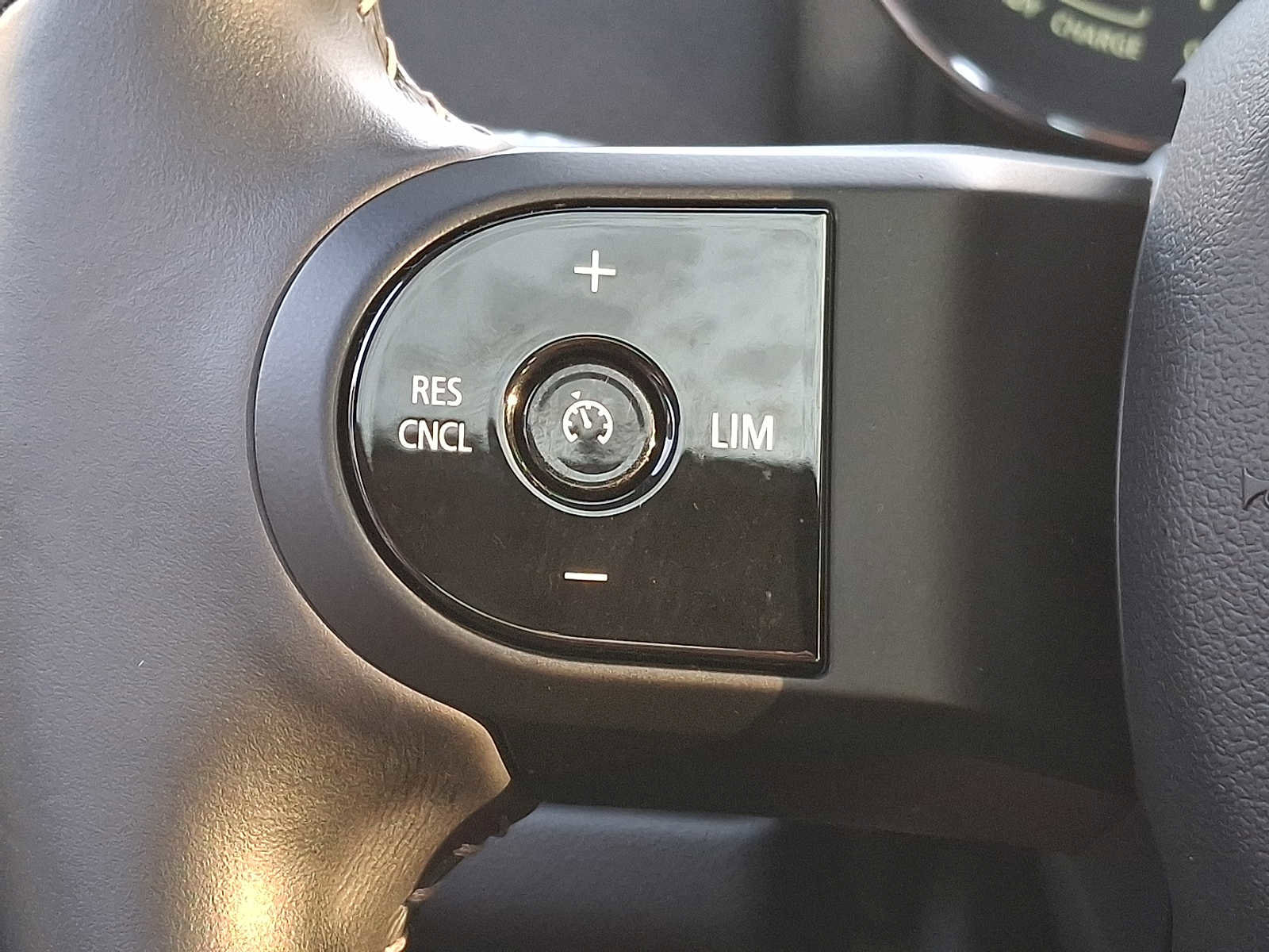 Certified 2023 MINI Cooper Countryman SE w/ Mini Untamed Edition image 16