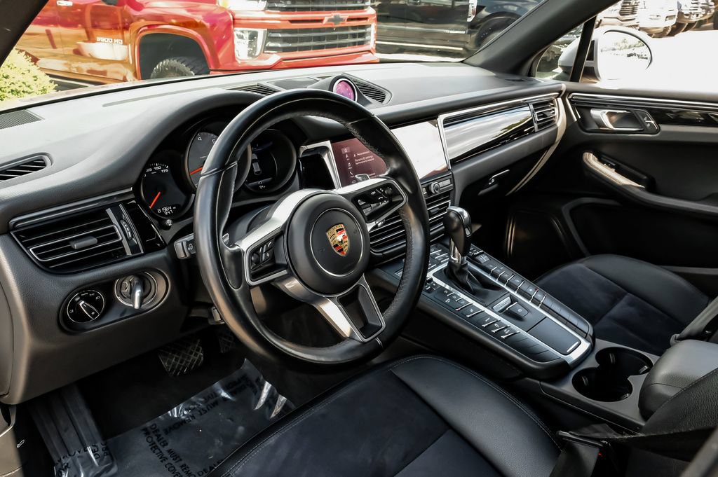 Used 2021 Porsche Macan S AWD/4WD image 12