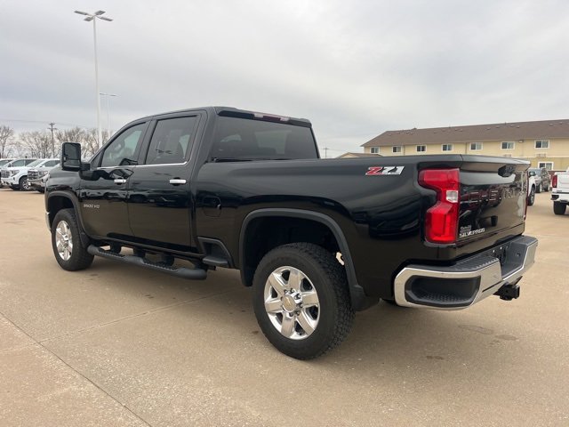 Used 2022 Chevrolet Silverado 3500 LTZ image 8