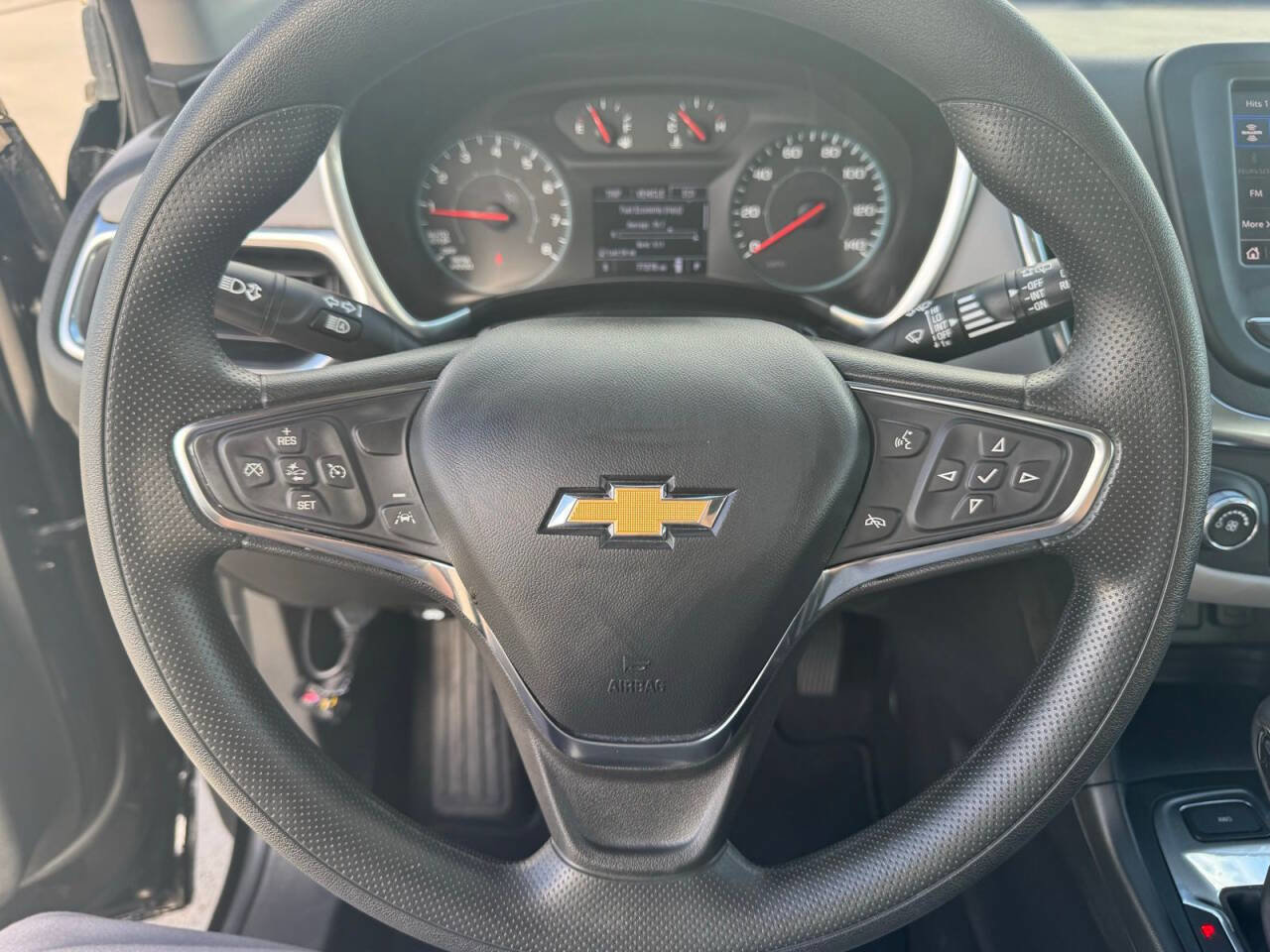 Used 2023 Chevrolet Equinox LS AWD/4WD image 18
