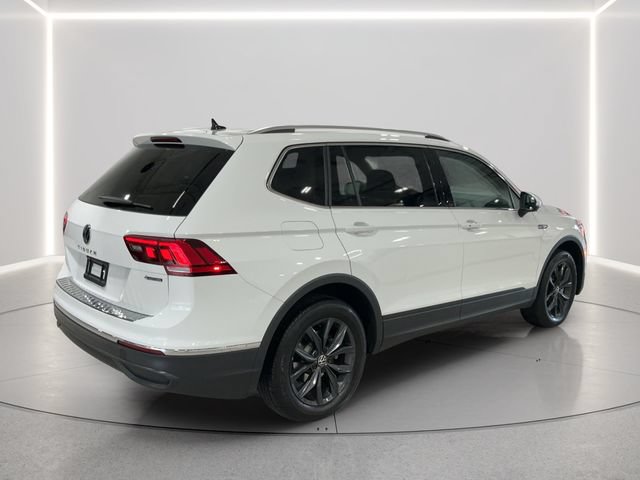 Certified 2024 Volkswagen Tiguan SE AWD/4WD image 6