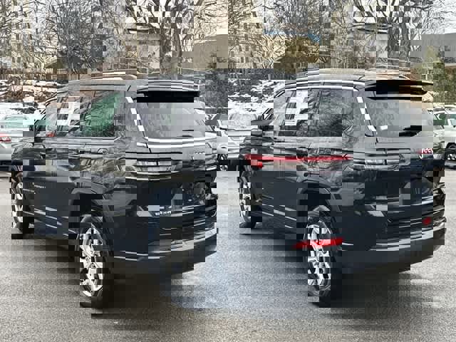 Used 2021 Jeep Grand Cherokee L Limited image 24