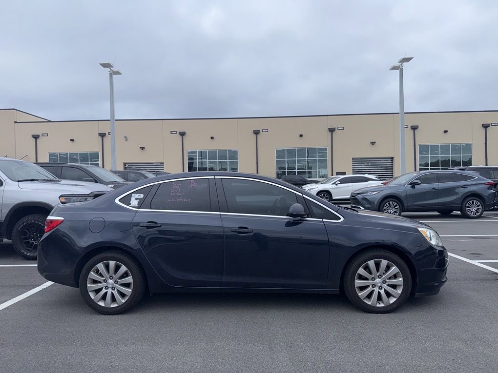 Used 2015 Buick Verano image 2