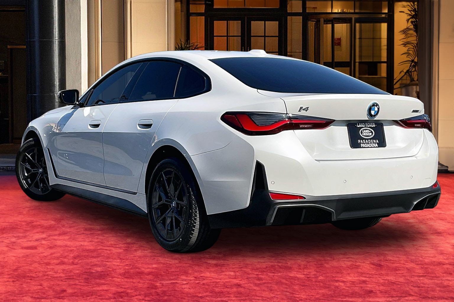 Used 2023 BMW i4 eDrive35 w/ Premium Package RWD image 11
