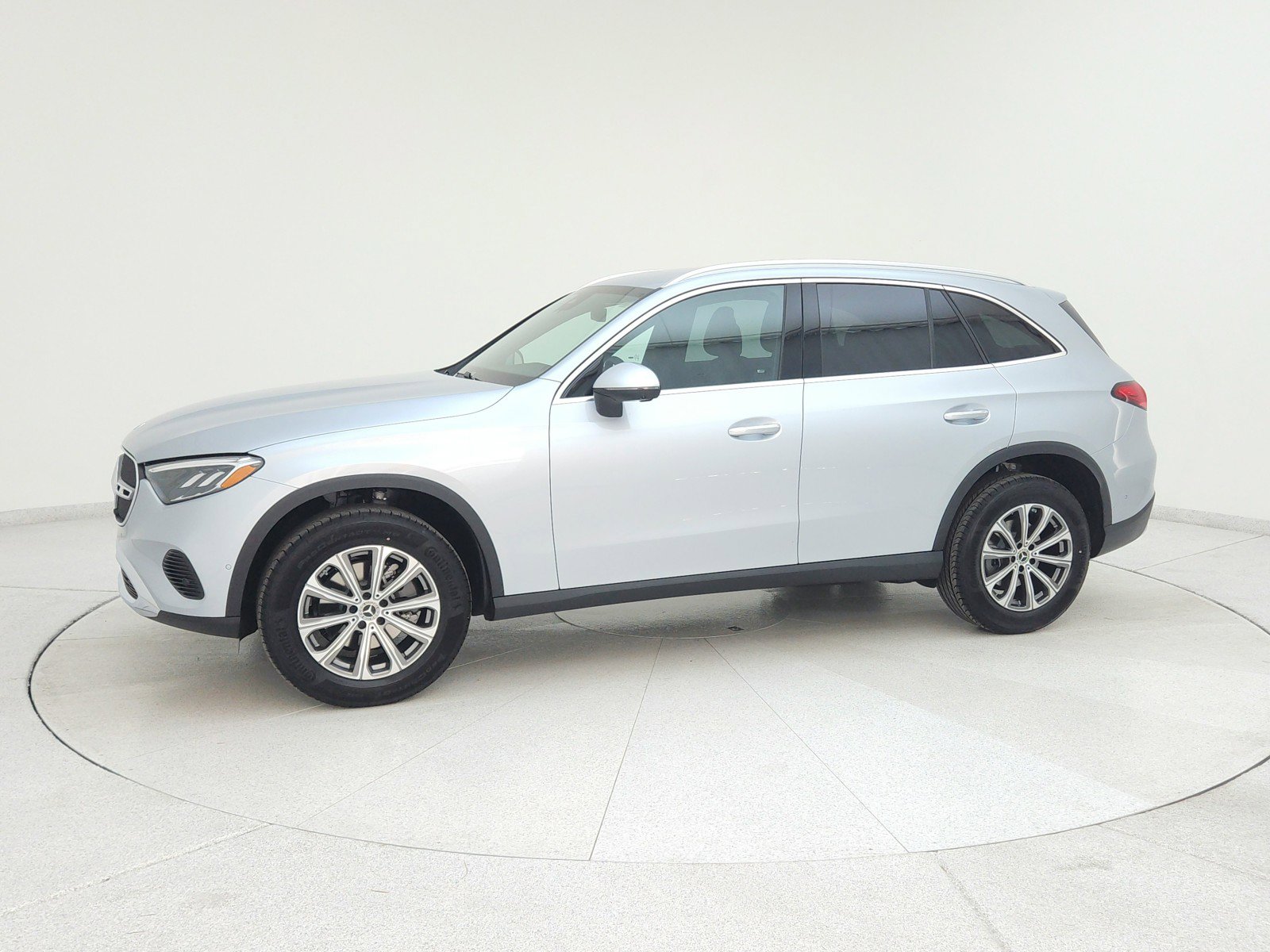 New 2025 Mercedes-Benz GLC 300 image 11