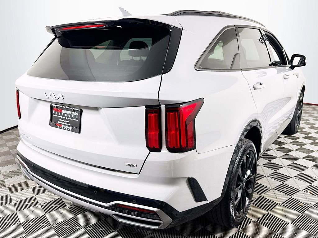 Used 2023 Kia Sorento SX AWD/4WD image 7