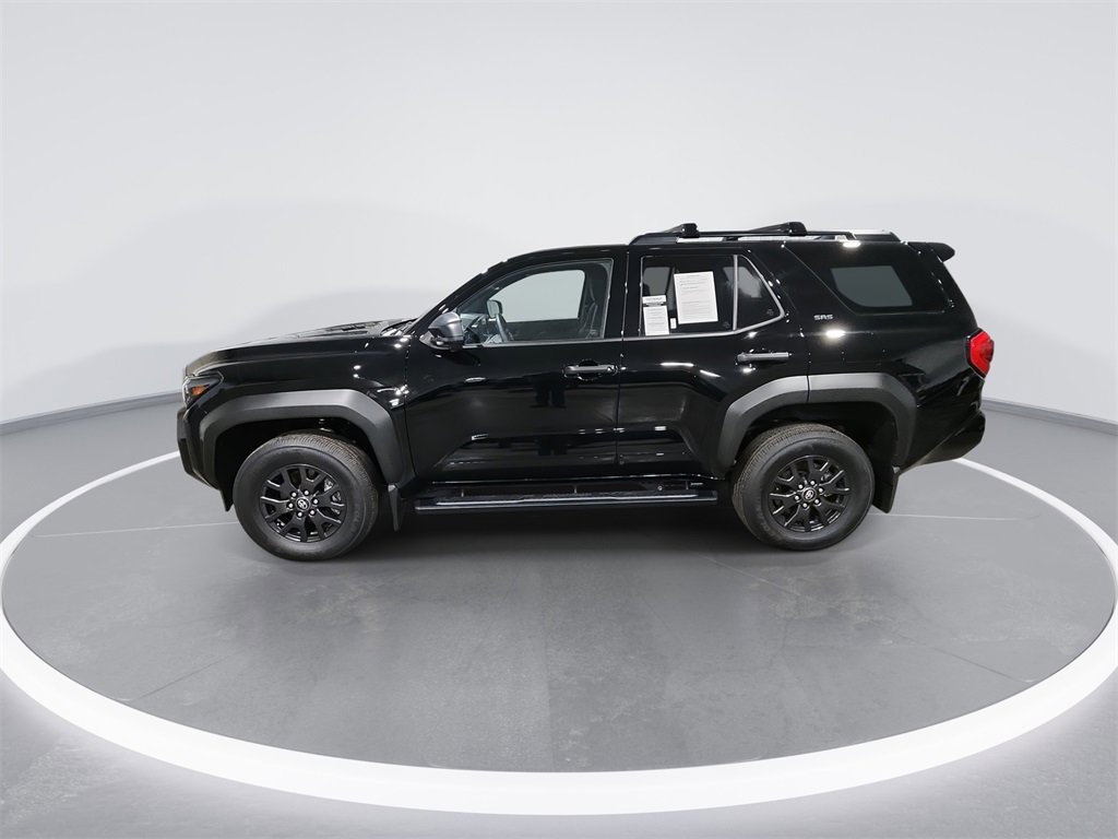 Used 2025 Toyota 4Runner SR5 image 5