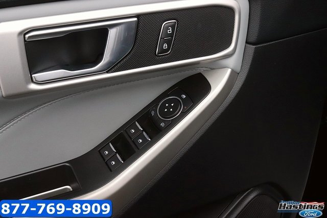 Certified 2022 Ford Explorer XLT w/ Equipment Group 202A image 10