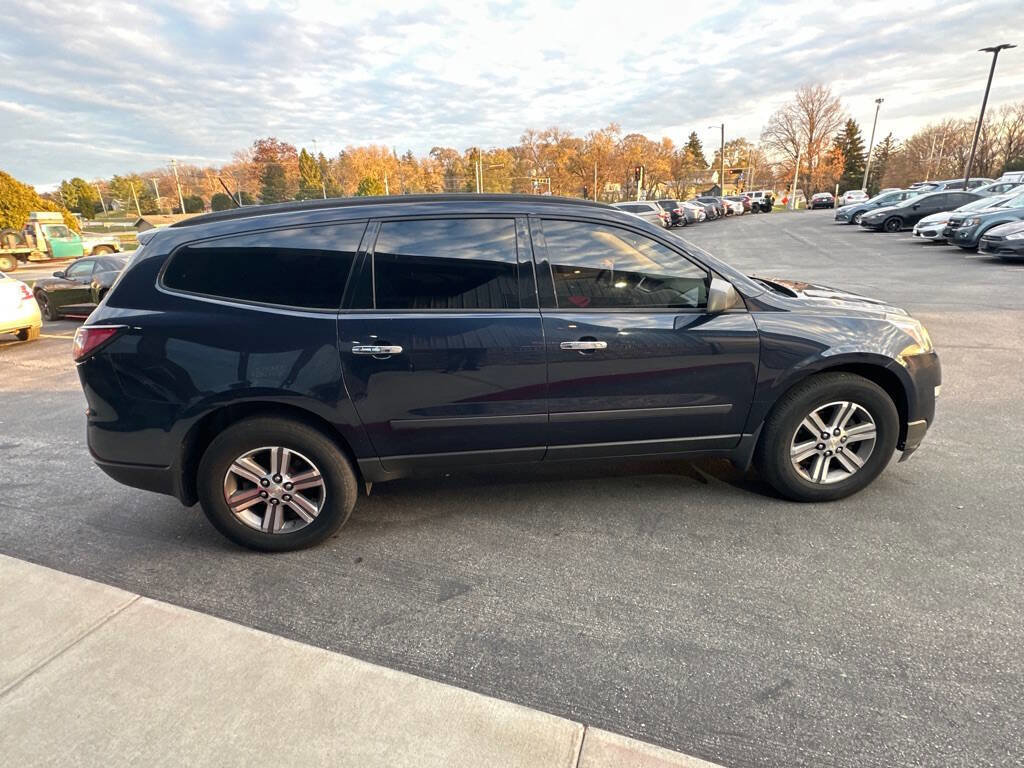 Used 2017 Chevrolet Traverse LS image 7