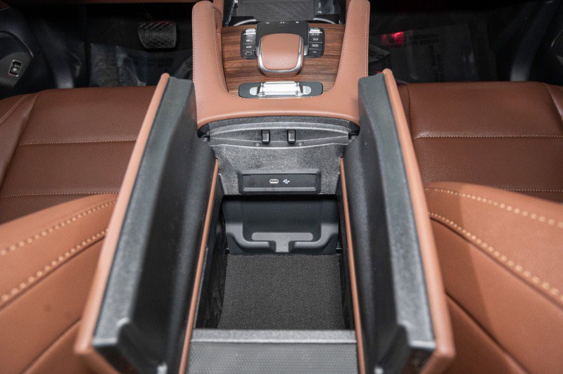 New 2026 Mercedes-Benz GLS 450 450 4MATIC&reg; SUV image 24