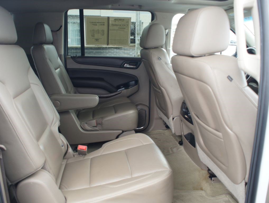 Used 2015 Chevrolet Suburban LT RWD image 22