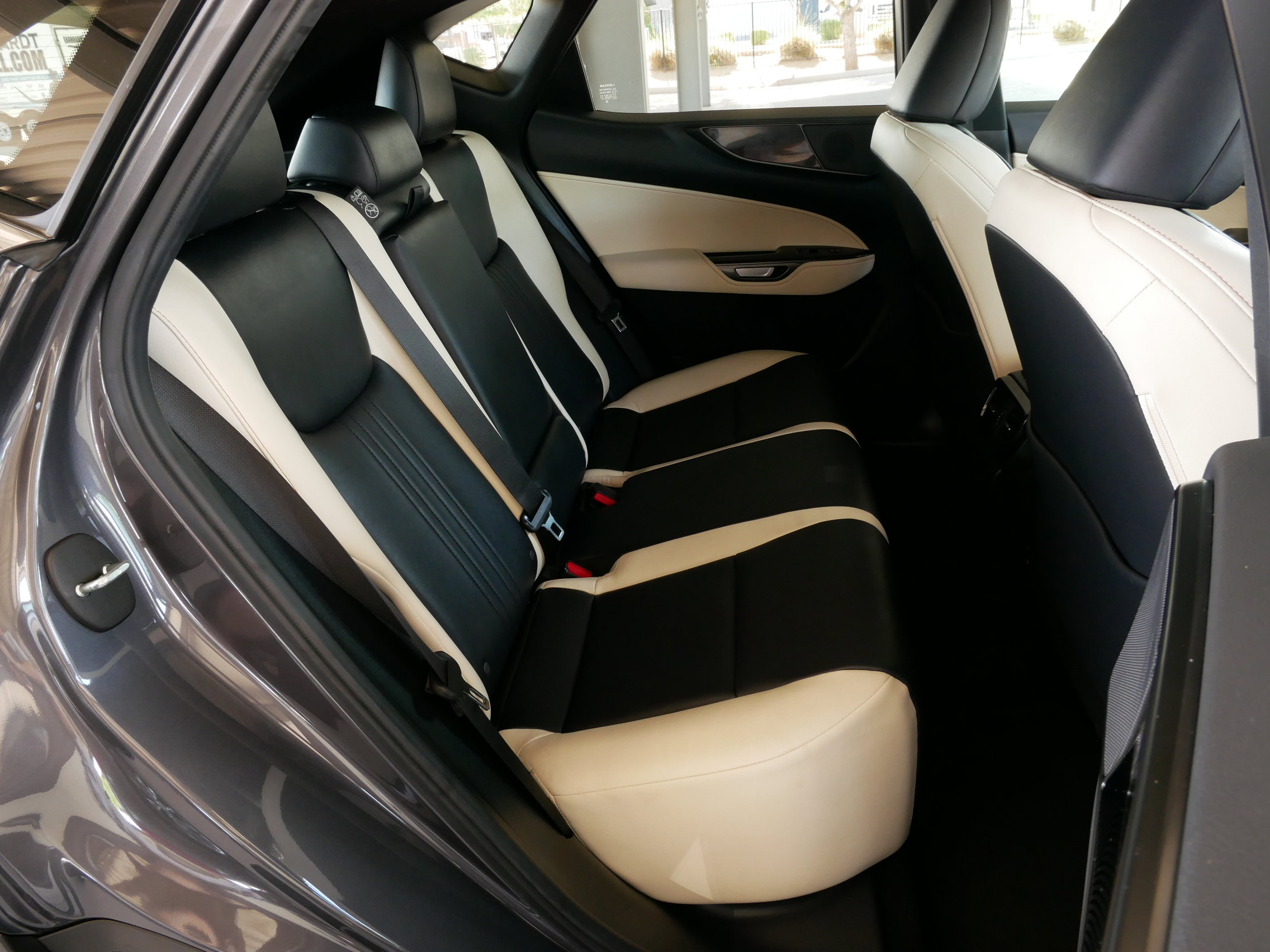 Used 2024 Lexus NX 250 FWD image 14